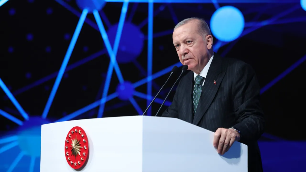 Erdoğan: Eğitimde dijital altyapı güçleniyor
