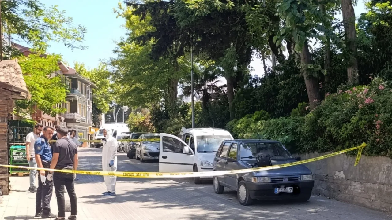 İstanbul Şile’de park halindeki araçta erkek cesedi bulundu