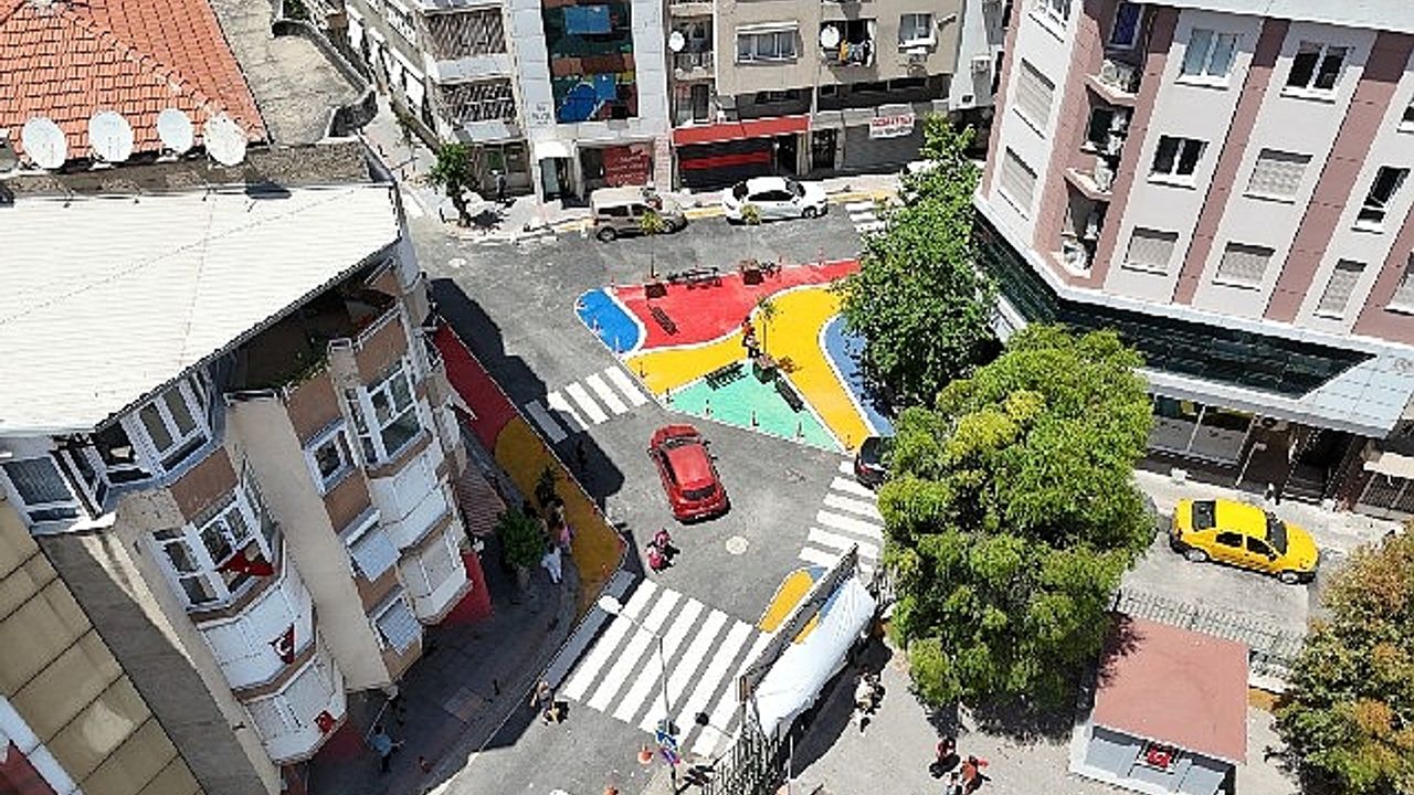 Konak’ta okul yollarına renkli dokunuş yayılıyor
