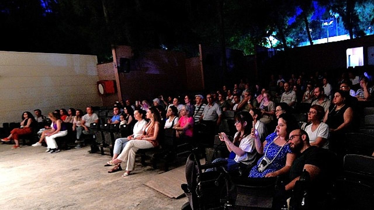Nazım Hikmet Bornova’da şiirleriyle anıldı