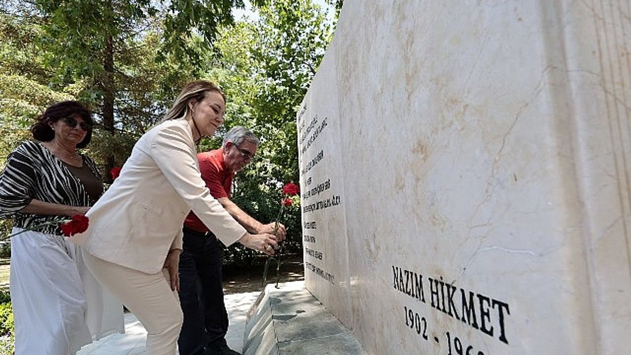 Nazım Hikmet Konak’ta anıldı
