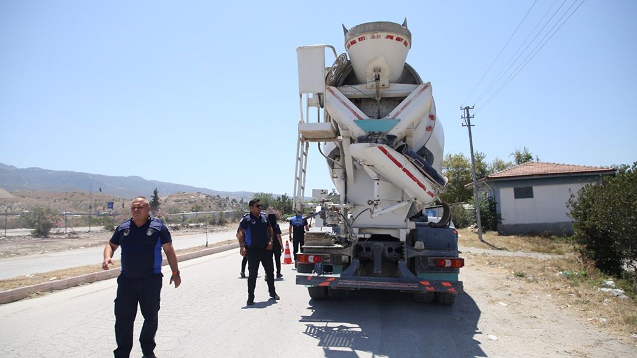 İş Makineleri, Zabıtanın Takibinde