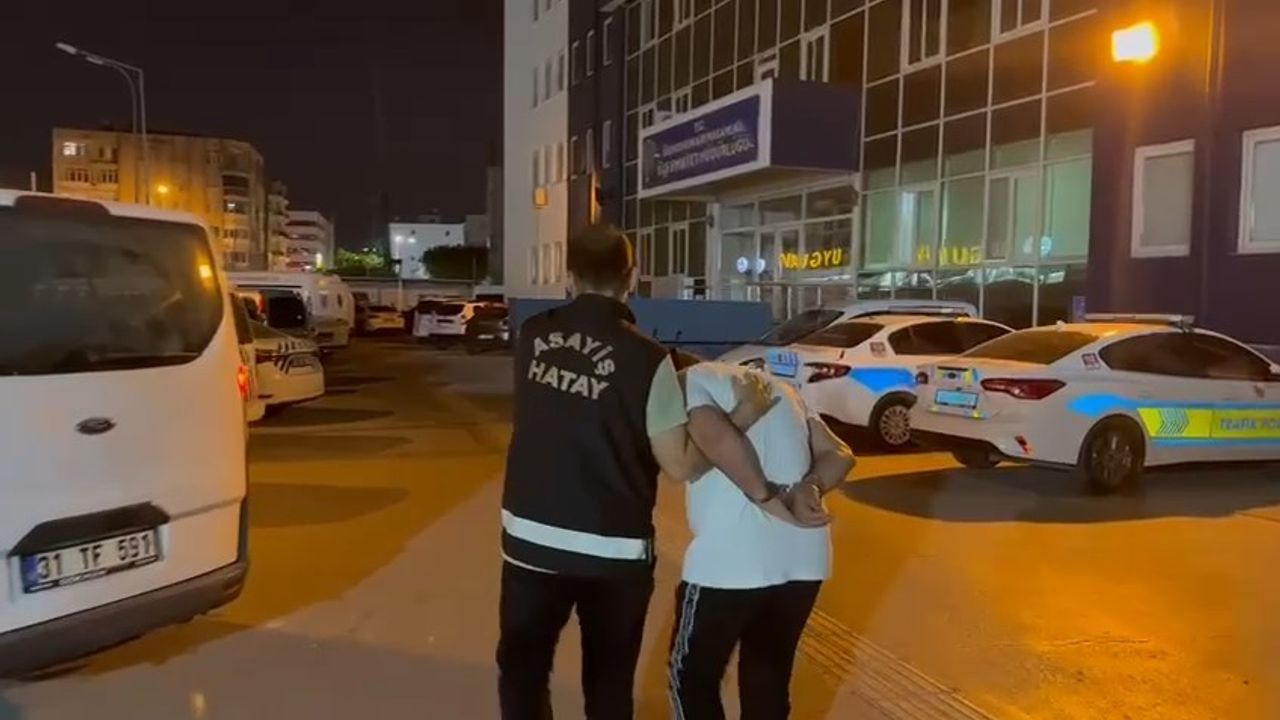 Polis aranan şahsı İskenderun'da yakaladı...