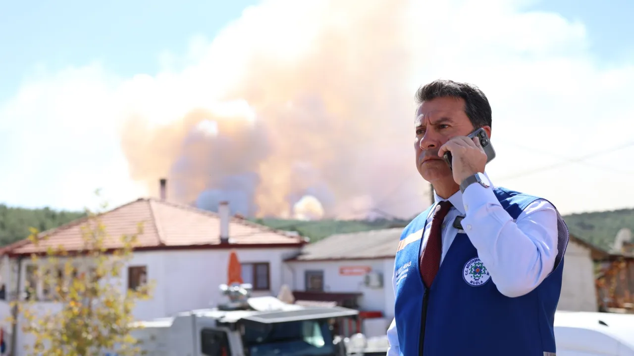 Muğla’da yangın alarmı! Elektrik hatlarına denetim çağrısı