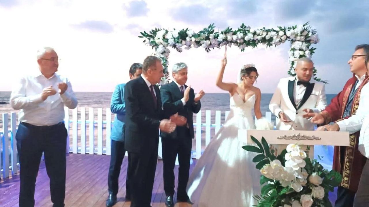 Feride ve Hasan Okan hayatlarını birleştirdi…