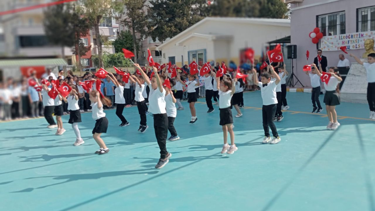 Erzin'de İlköğretim Haftası Etkinliği