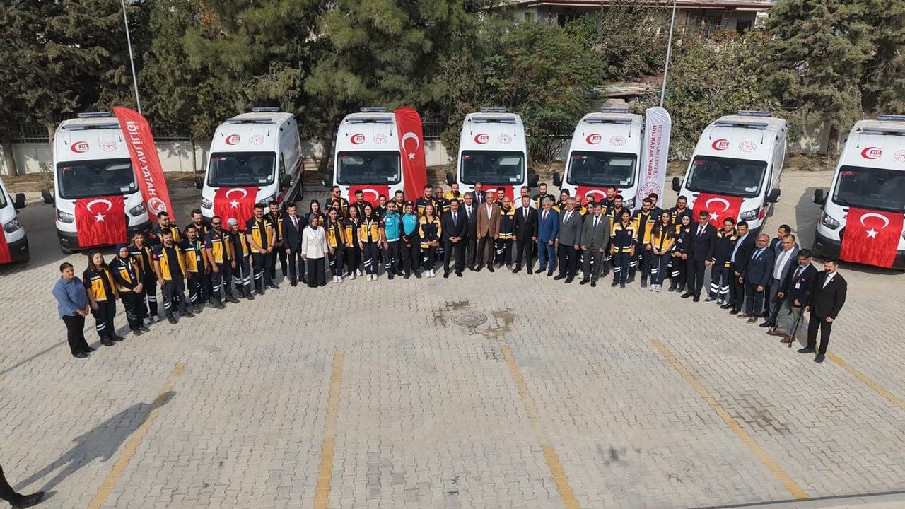 12 Yeni Ambulans Hizmete Alındı