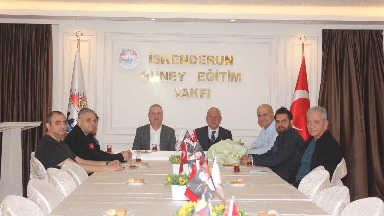 Çelik'ten İGEV'e Ziyaret