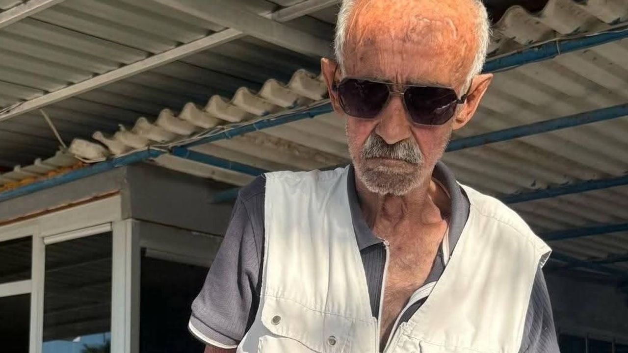 Japon Burhan Sevenlerini Üzdü