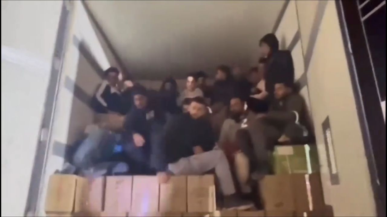 Göçmen Kaçakçılığına 2 Tutuklama