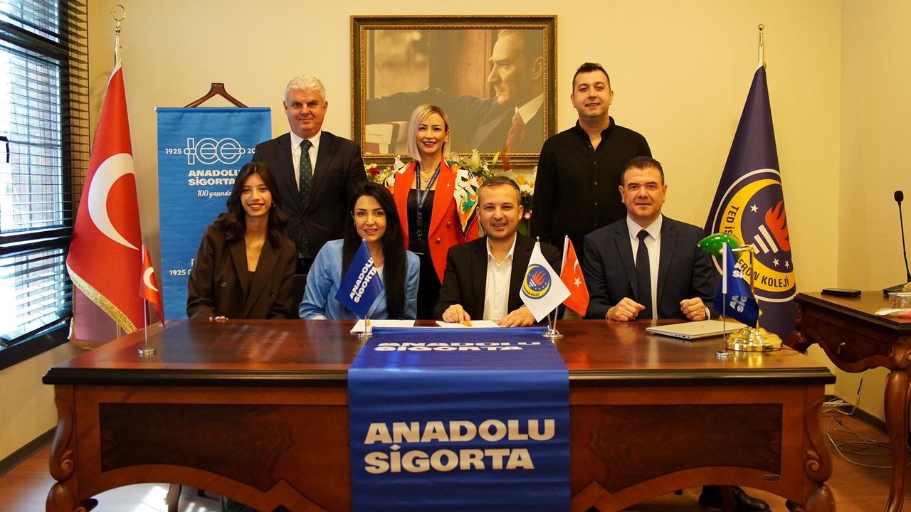 TED Kolejinden Öğretmenlere Anlamlı Hediye