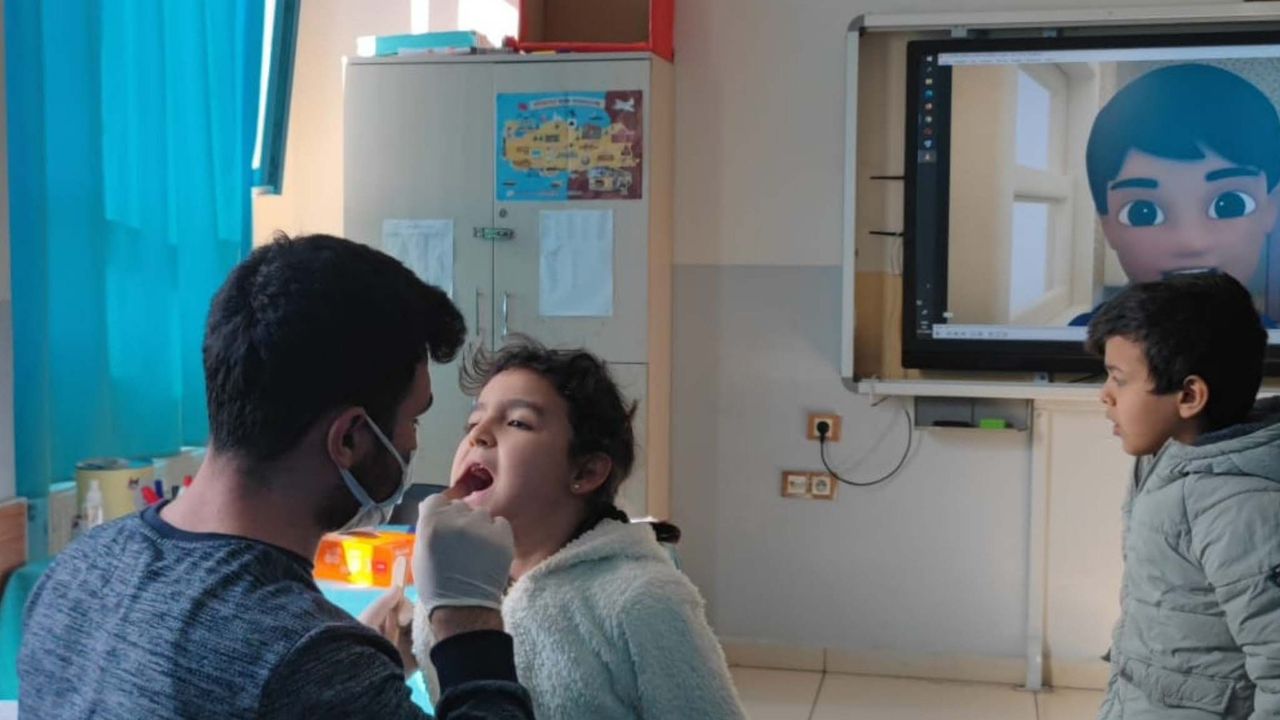 Öğrencilere ağız ve diş sağlığı taraması