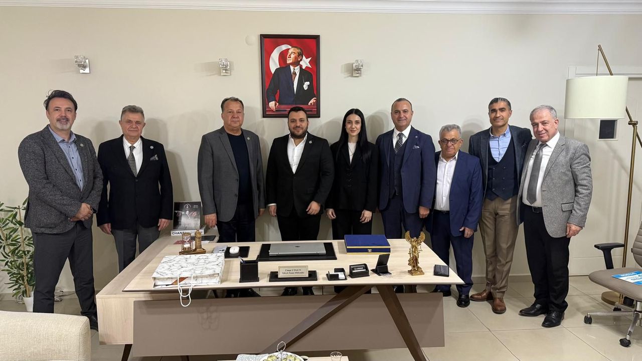 ATSİAD’da Uygun'lara  Plaket ve Rozet