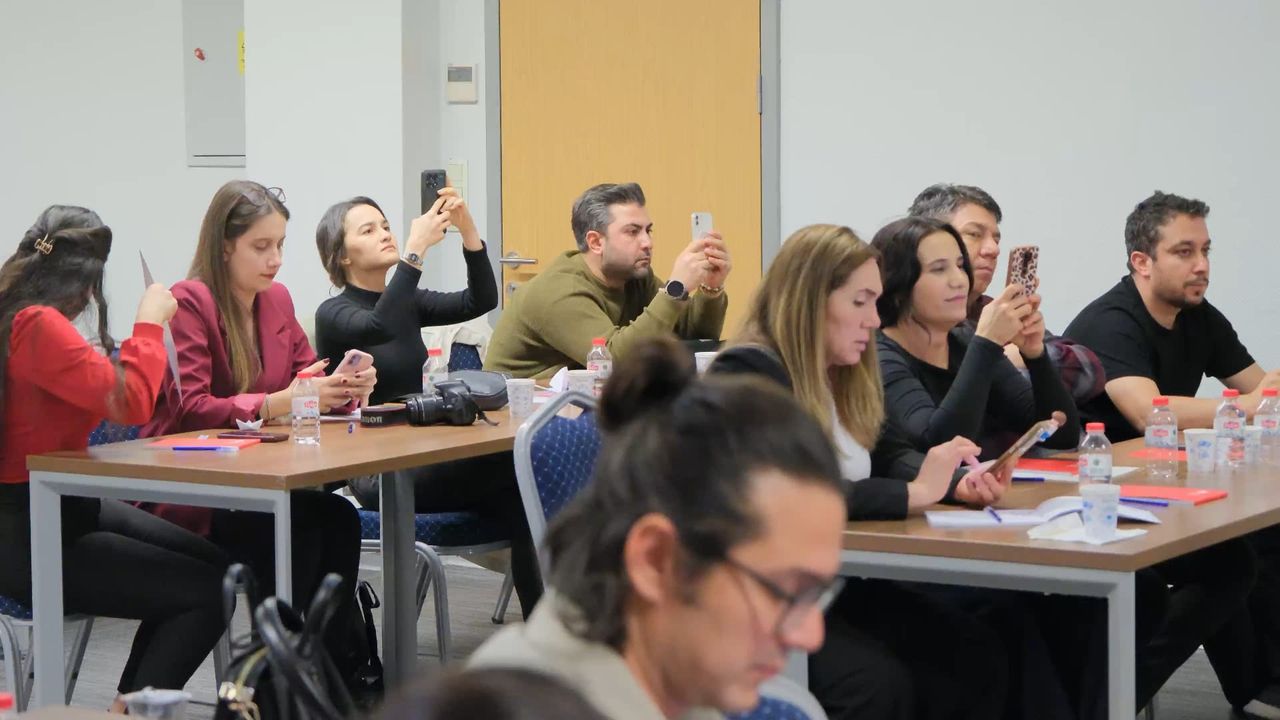 İletişim Başkanlığından “Bir Kare, Bin Kelime” Eğitimi…