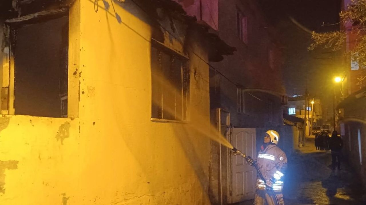 Reyhanlı’daki yangınlar söndürüldü