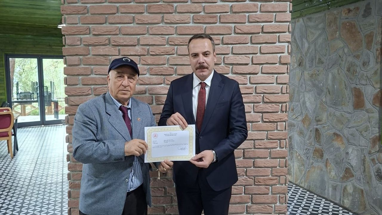 Özaydın’dan Erzinli Gazetecilere 10 Ocak Kutlaması