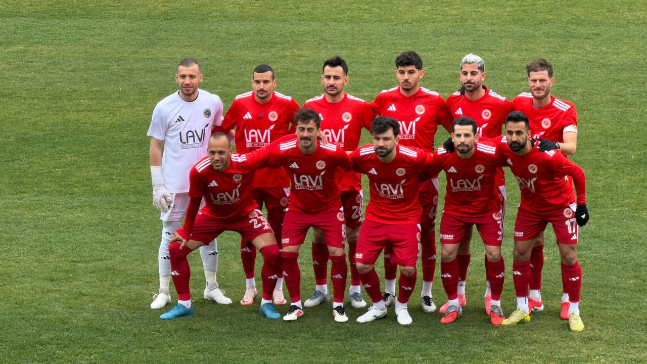 İskenderunspor Liderle Puanları paylaştı