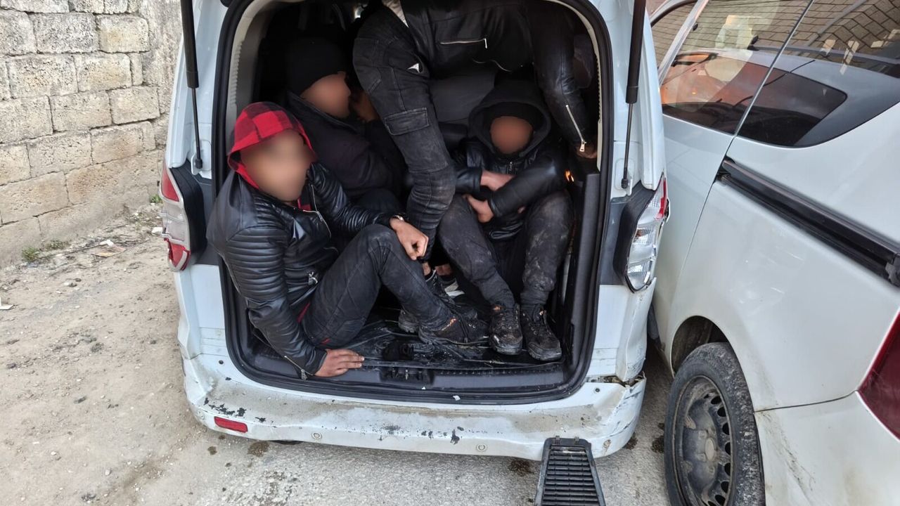 Hatay’da Göçmen Kaçakçılığı Operasyonu…