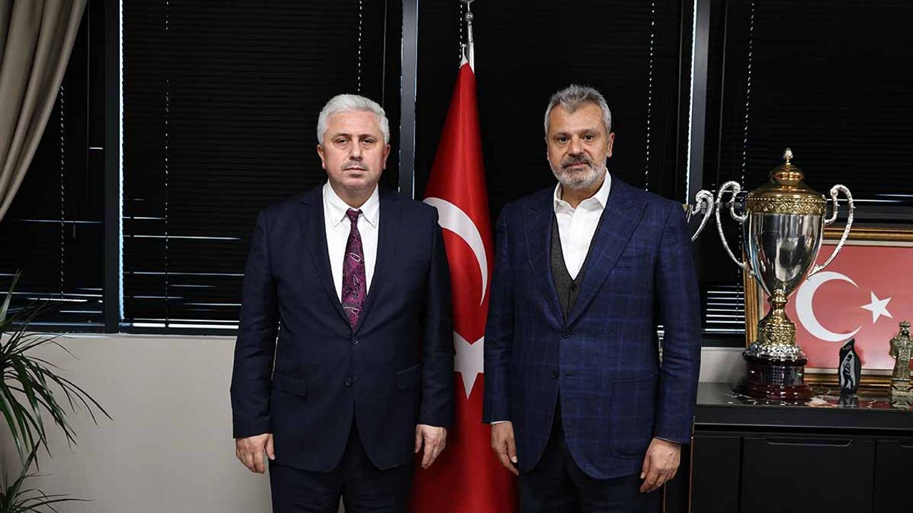 Öntürk’ten İskenderun Kent Konseyi’ne Destek