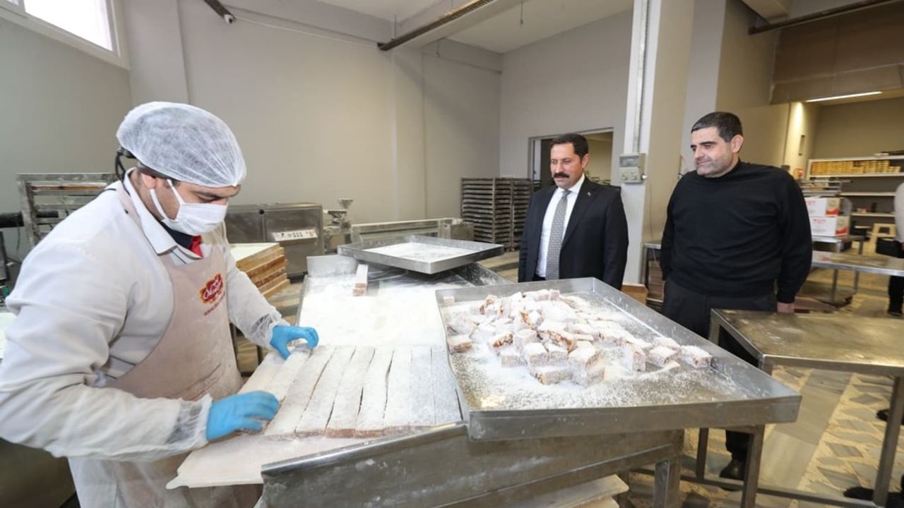 Vali Masatlı’den 81 yıllık lezzete ziyaret…