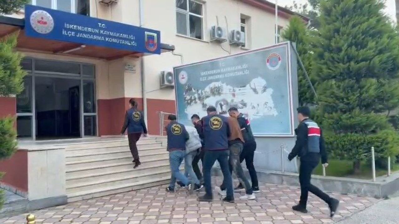 Jandarmadan Dolandırıcılara Suçüstü