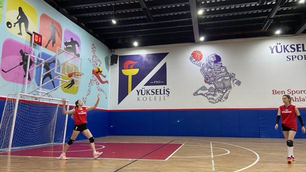 İskenderun Belediyesi Voleybol’da Bölgesel Ligde