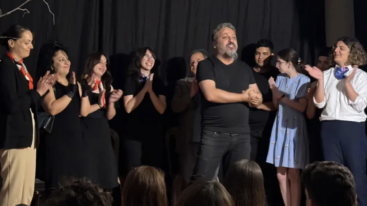 Altunöz’den ‘27 Mart Dünya Tiyatro Günü’ mesajı