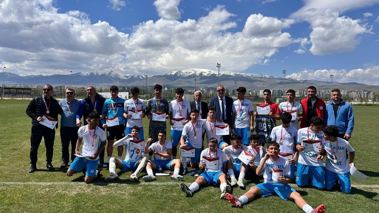 Mavi Vatan Spor Lisesi Türkiye Finallerinde Yükseldi