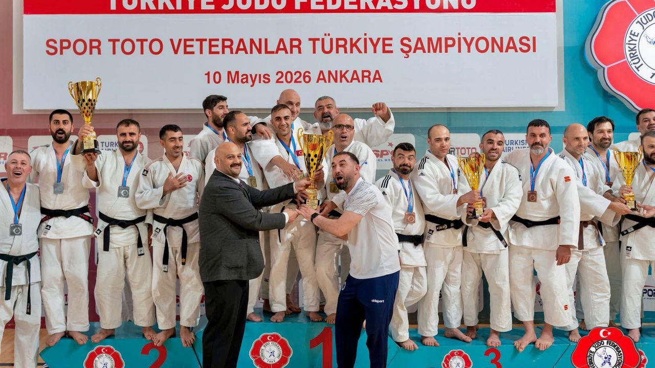 Türkiye Üçüncüsü Oldular