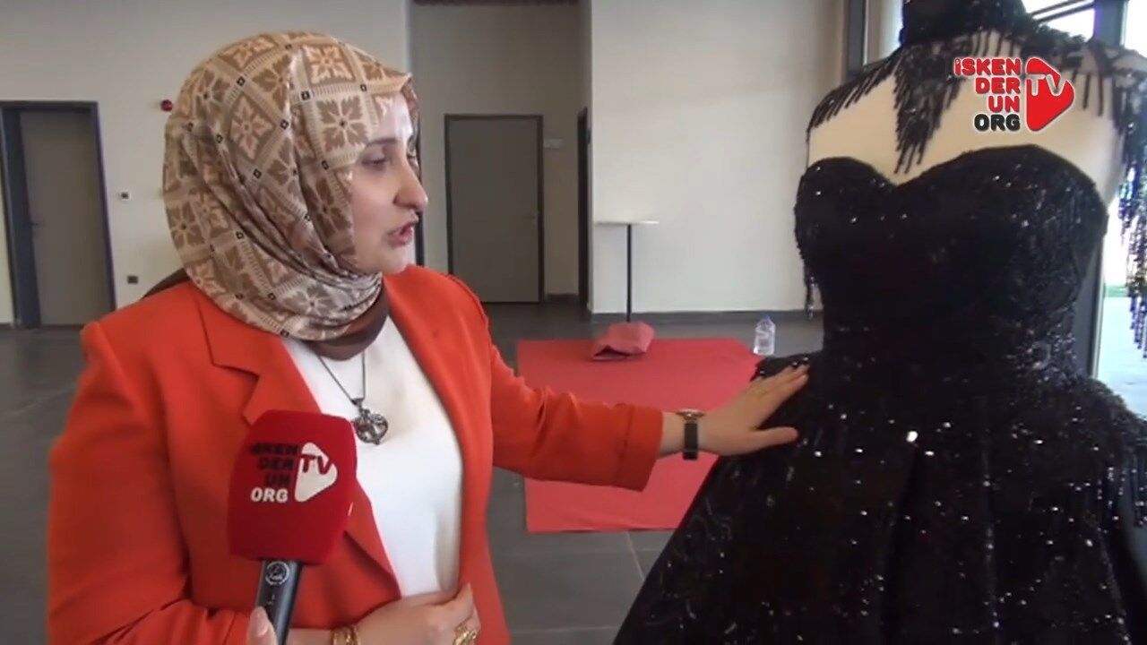 Özel Tasarım Gelinliklerle gelecek vadediyorlar…
