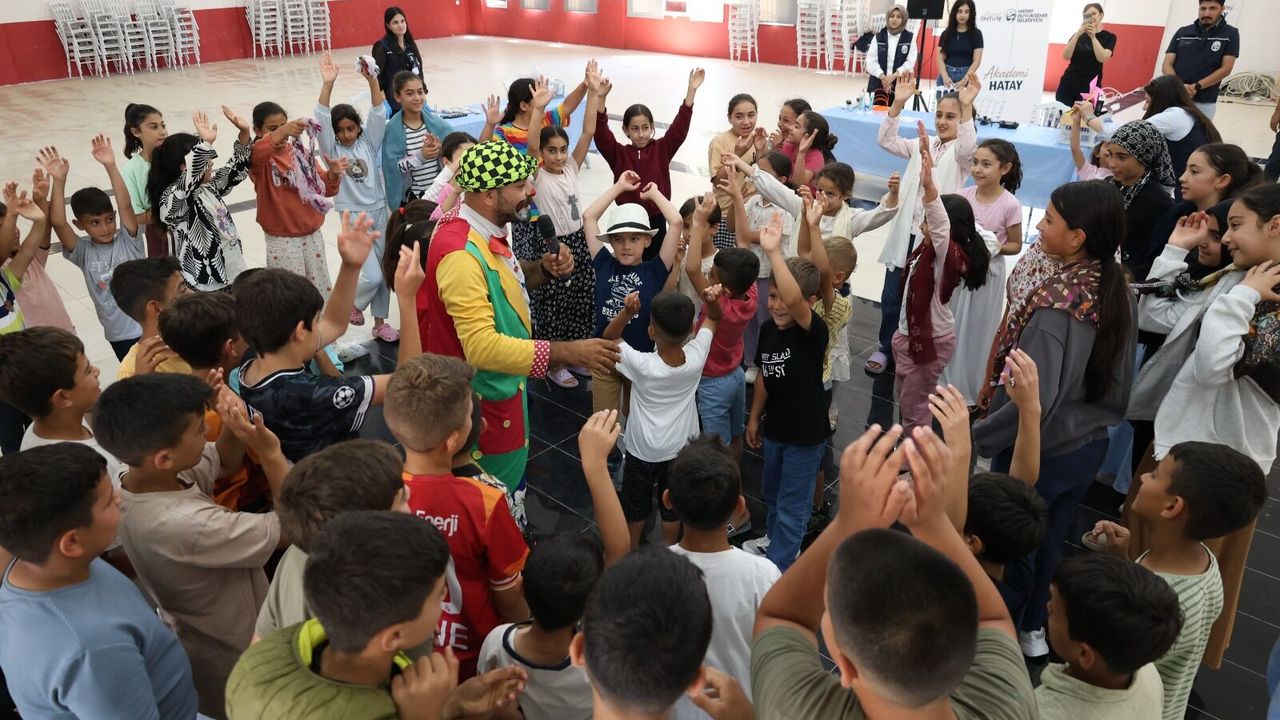 Çocuklar Bilim Ve Eğlenceyle Buluştu