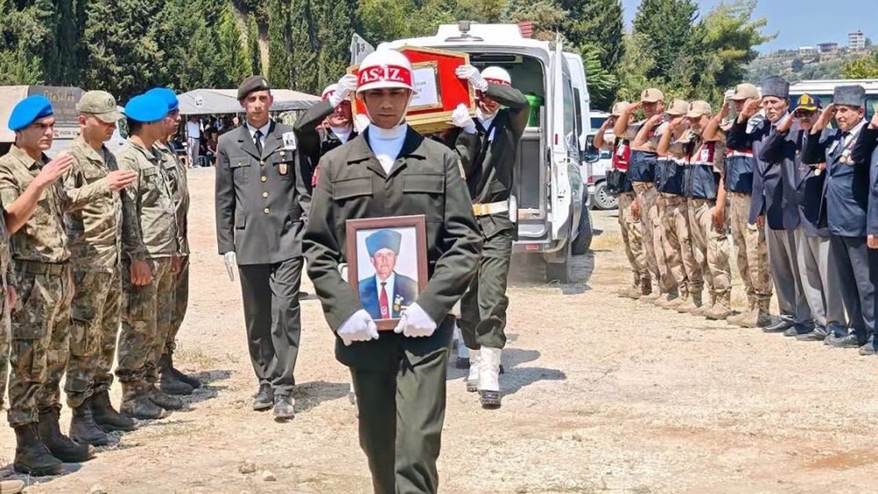 Kıbrıs Gazisi Gökaslan Son Yolculuğuna Uğurlandı