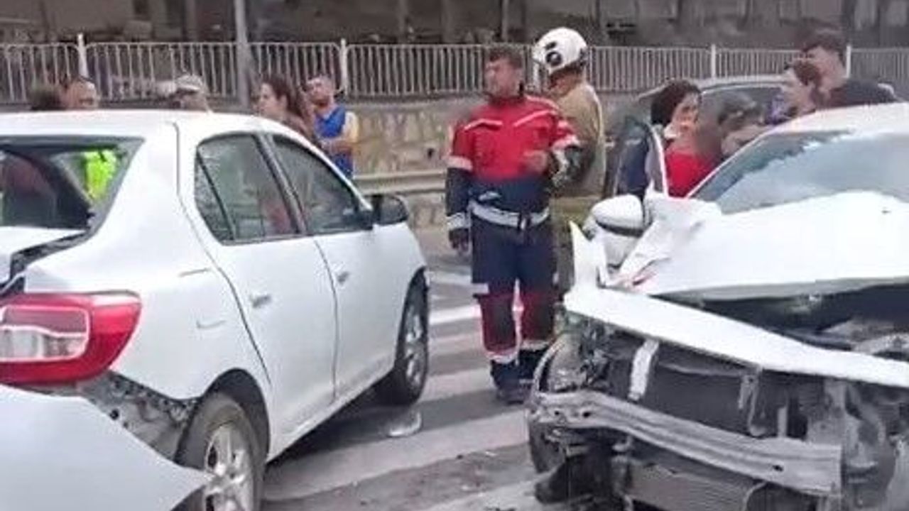 Belen’de Zincirleme Kaza: 3 Kişi Yaralandı!