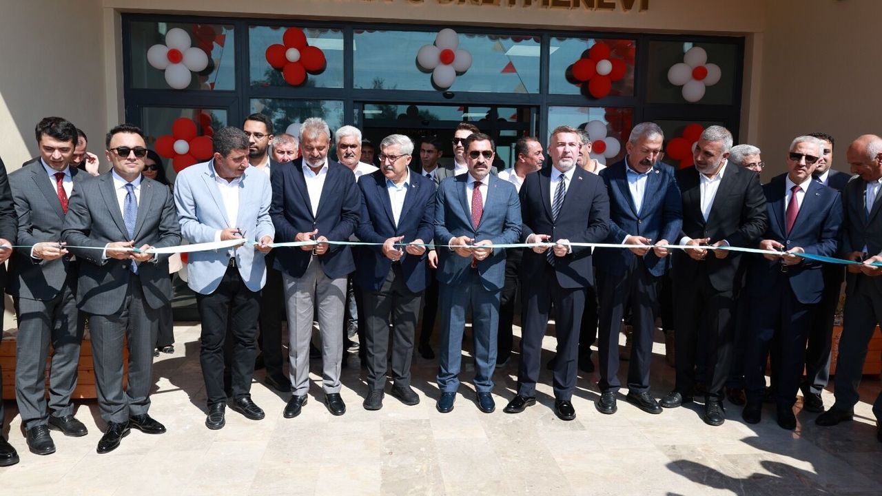 Kırıkhan Öğretmenevi Ve Akşam Sanat Okulu Hizmete Açıldı