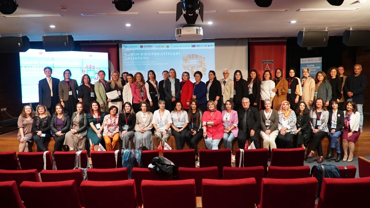 30 kadın kooperatifi İstanbul’da düzenlenen çalıştayla bir araya geldi