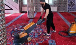 İzmir Narlıdere'nin camileri Ramazan'a hazır