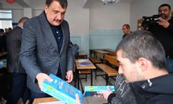 EKPSS kursiyerlerine Malatya'dan ek kaynak kitap