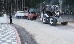 Kemer’de tahrip olan yollarda çalışmalar sürüyor