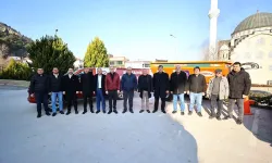 Denizli Büyükşehir'den üreticilere gübre römorku desteği