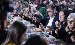 İzmir'in dayanışma ruhu iftar sofralarında büyüyor