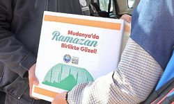 Mudanya Belediyesi'nden erzak desteği