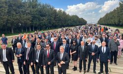 Eczane Teknisyenleri Günü Anıtkabir’de Kutlandı