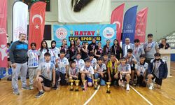 Emine Saadet Çarmıklı Ortaokulunda Kupa sevinci…