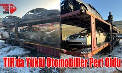 Hatay Sınırında TIR’a yüklü araçlar yandı!