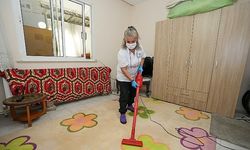 Gaziemir Belediyesi’nden 98 haneye temizlik hizmeti