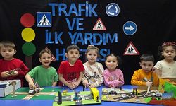 Trafik kurallarını eğlenerek öğrendiler