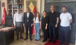 Kaymakamdan Başarılı Öğrencilere Ödül