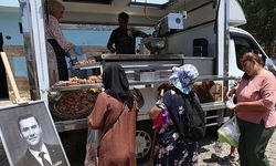 Güzelbahçe Belediyesi Ferdi Zeyrek için lokma döktürdü