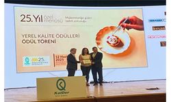 İzmir Büyükşehir Mükemmelliği Arayış Sempozyumu’ndan ödülle ayrıldı
