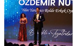 İzmir Şehir Tiyatroları’na anlamlı ödül
